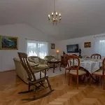 Tena Villa
