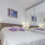 Tena Villa