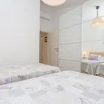 Tena Villa *