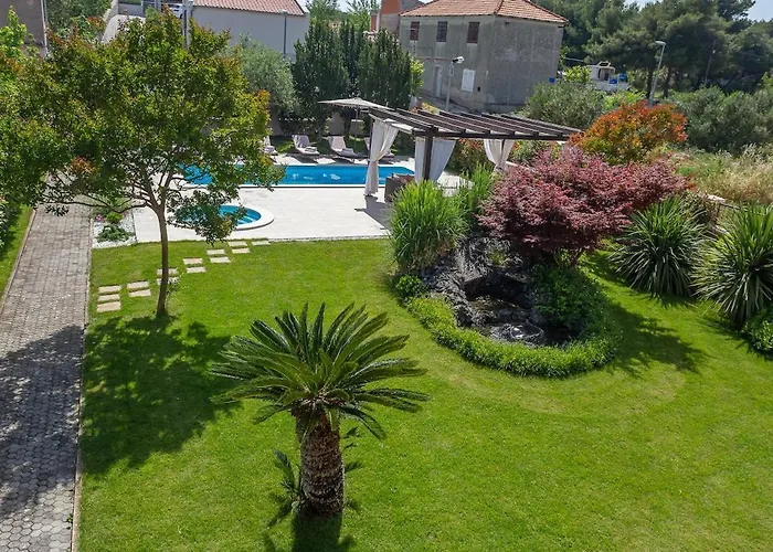 Tena Tribunj (Sibenik-Knin)